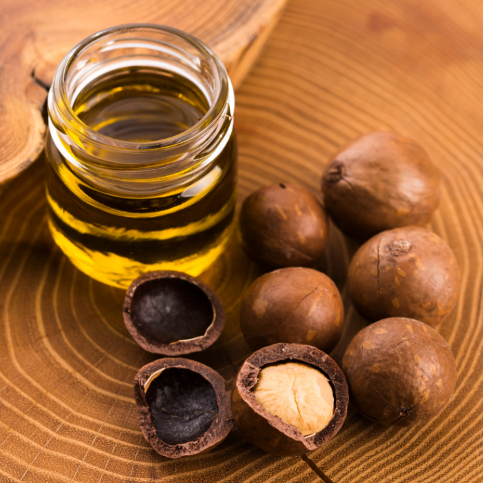 Macadamia nut oil, organic, cold pressed