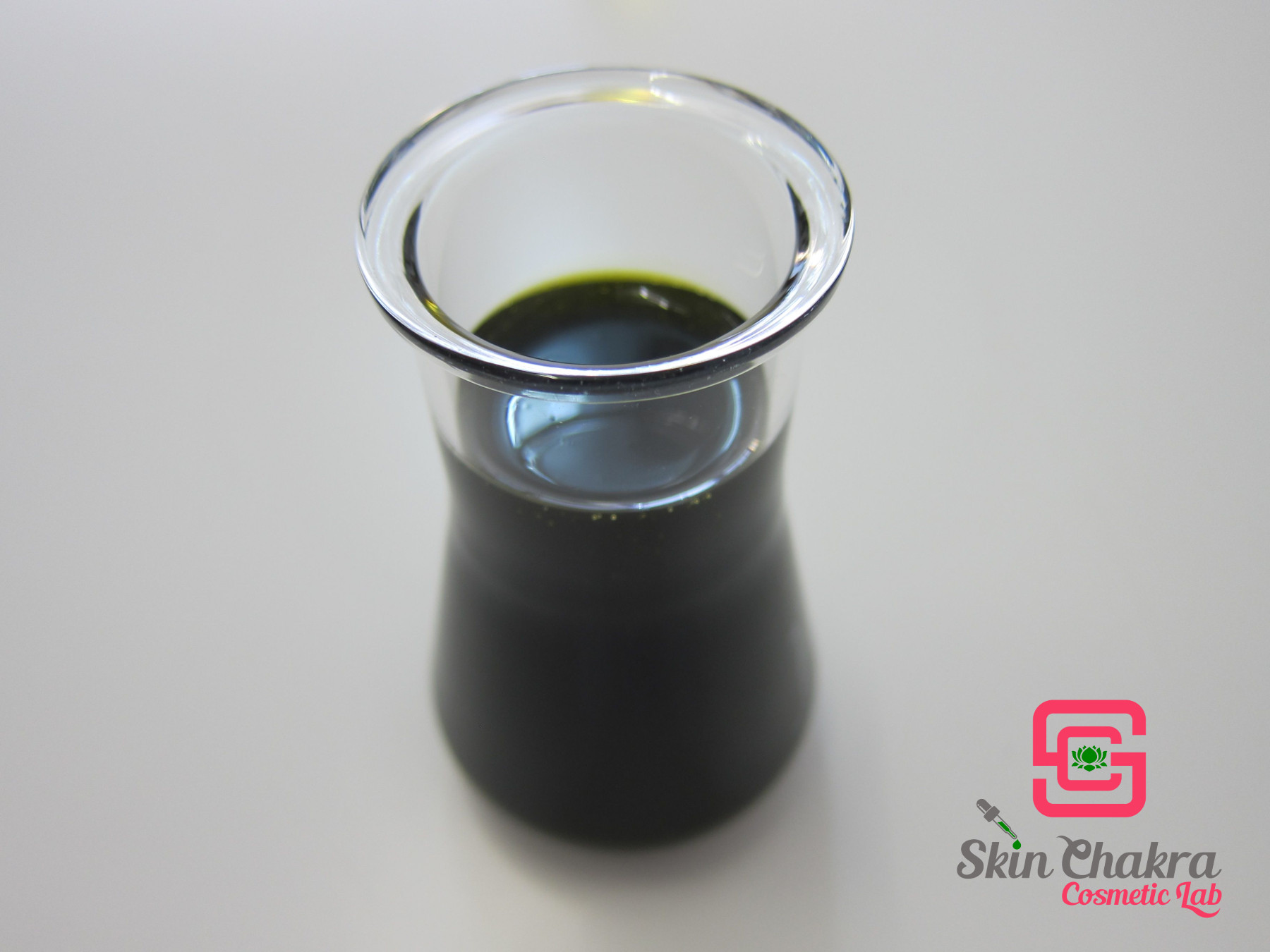 Acai oil, organic, cold pressed and virgin